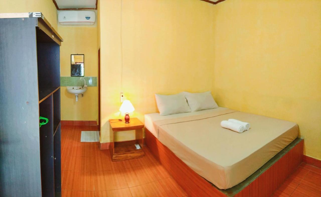 Kuta Garden Homestay Dış mekan fotoğraf